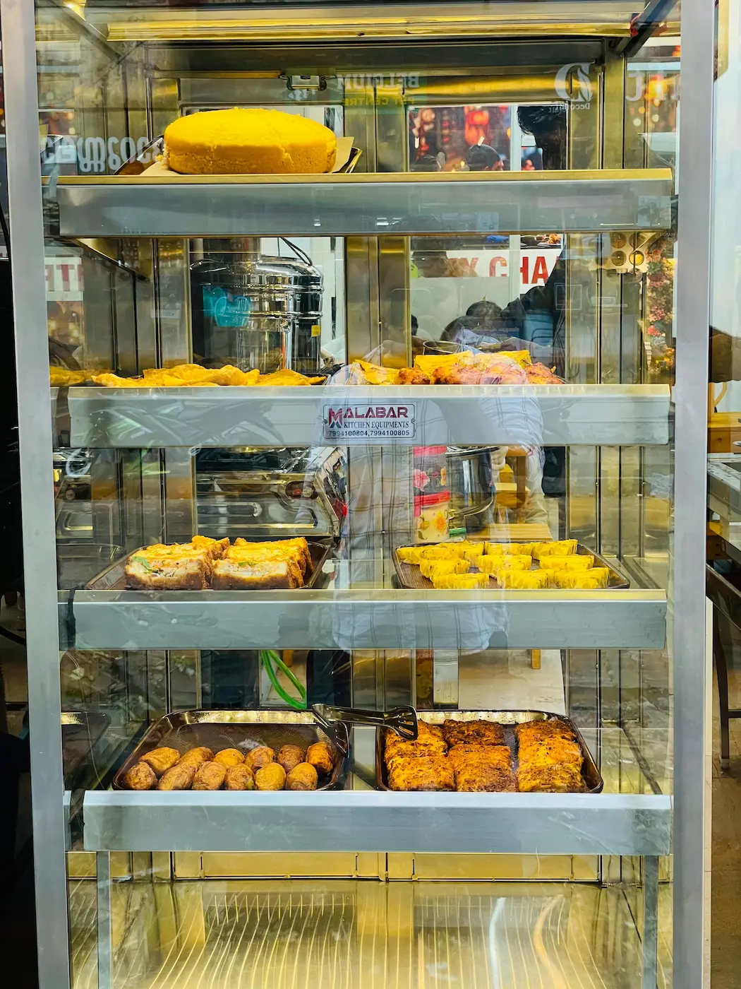 6 Bites Cafe